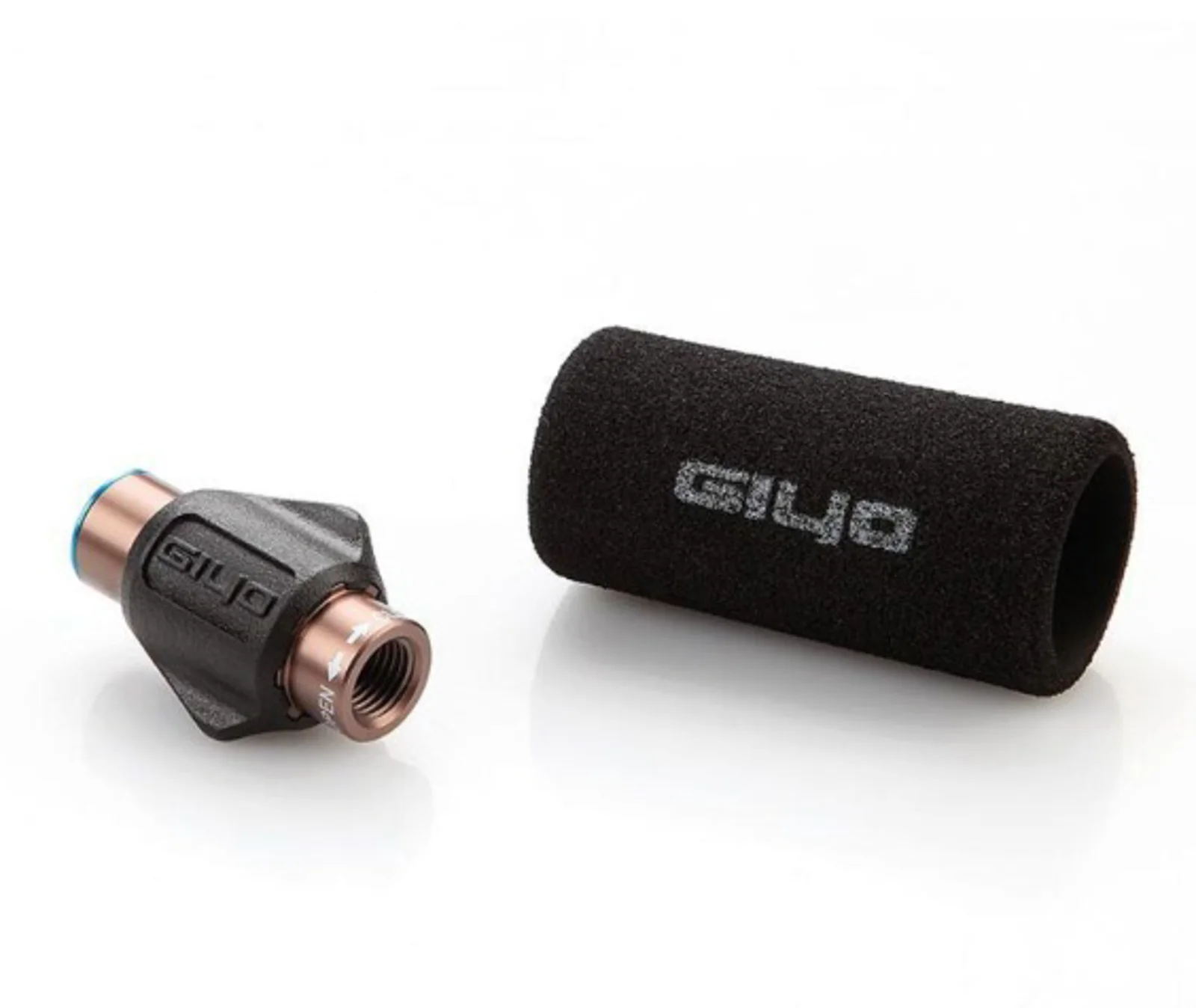 ADAPTADOR BOMBONA CO2 GIYO CON NEOPRENO