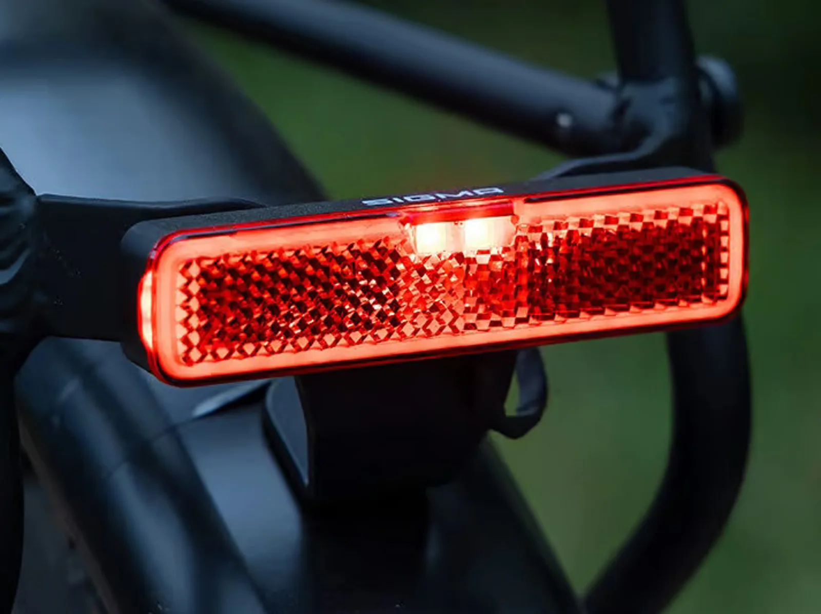 LUZ TRASERA SIGMA EOX RL TRACK
